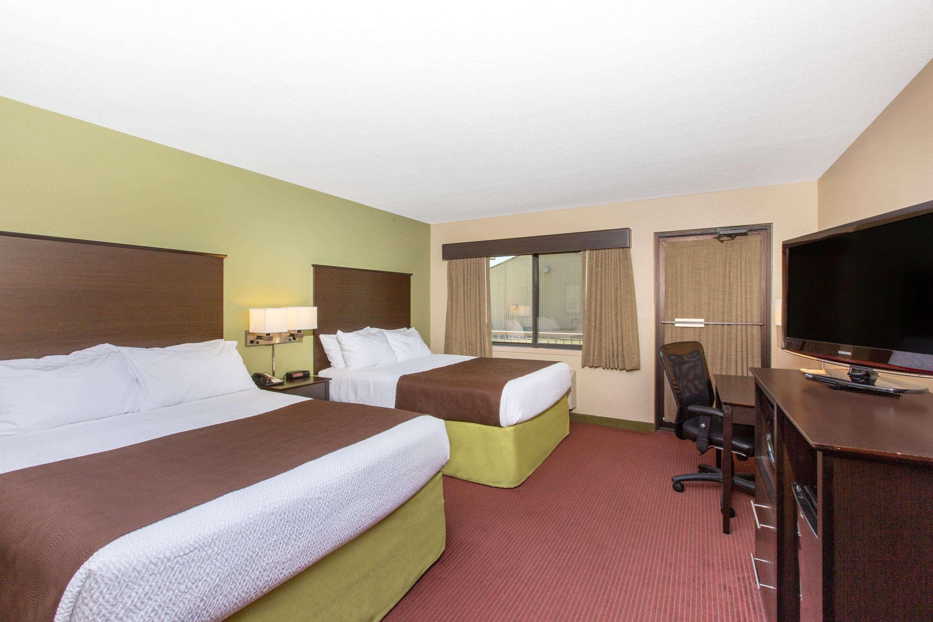 Americinn By Wyndham Okoboji Extérieur photo