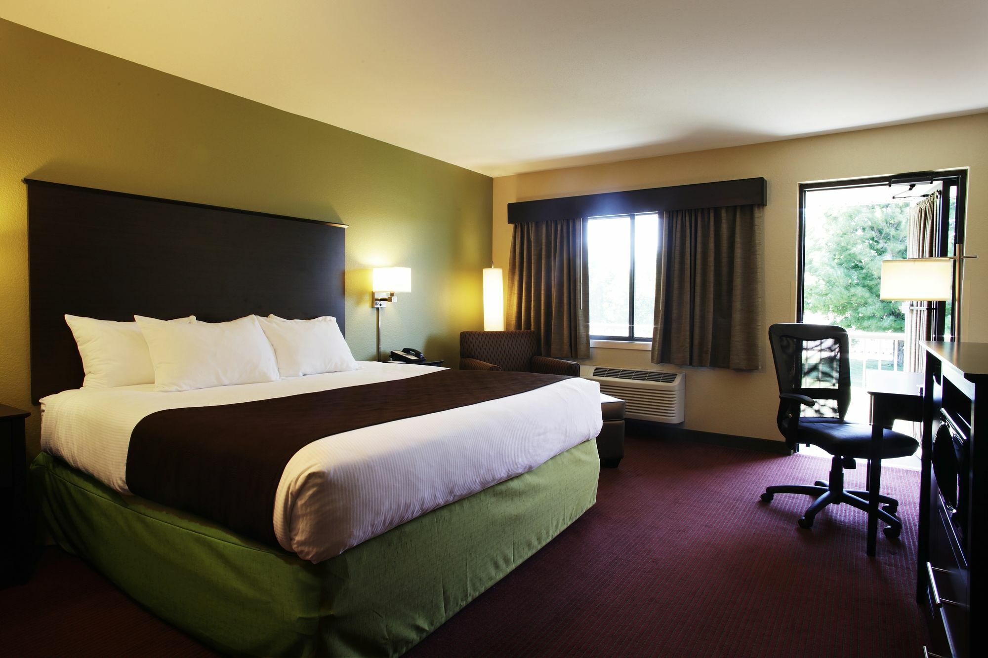 Americinn By Wyndham Okoboji Extérieur photo