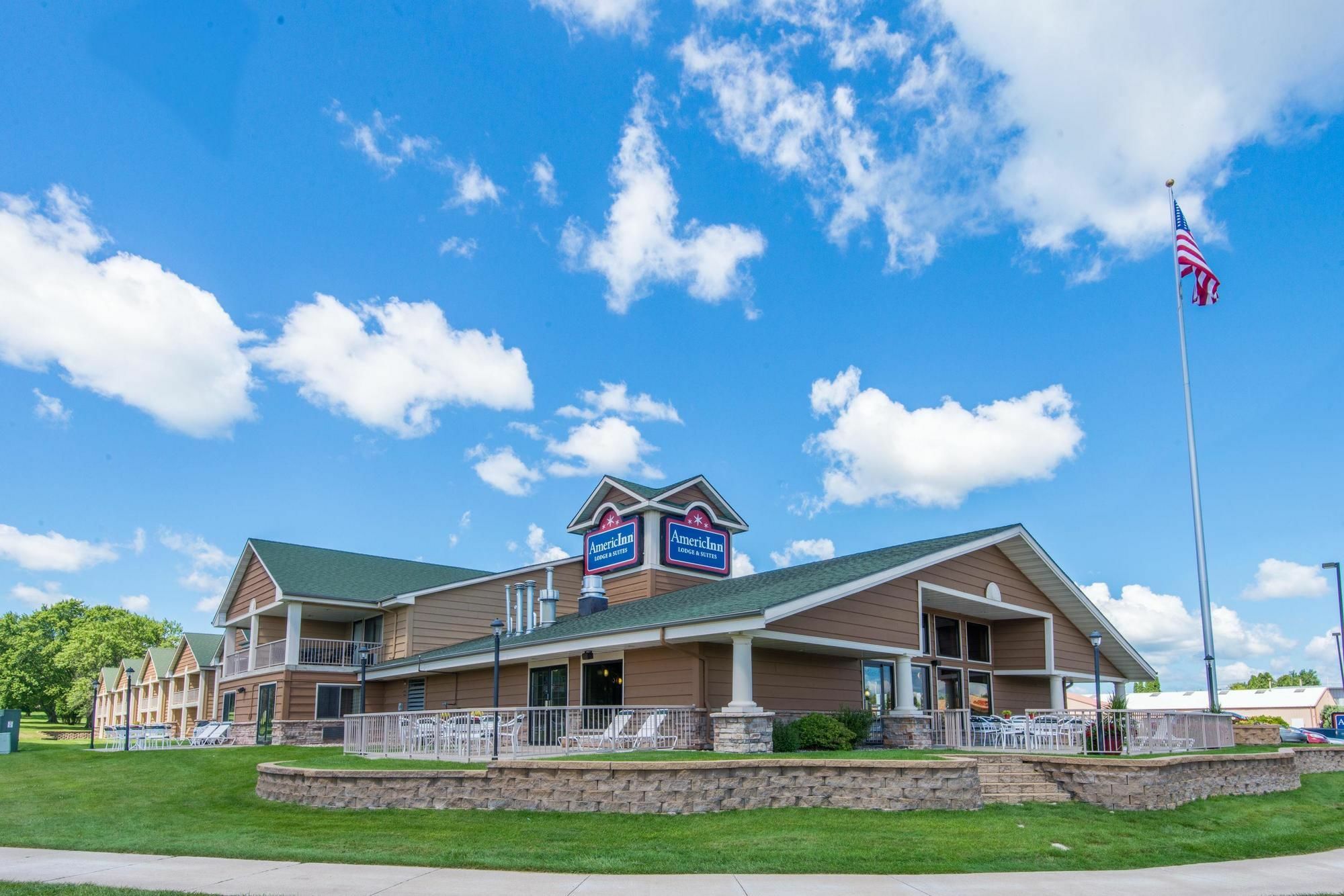 Americinn By Wyndham Okoboji Extérieur photo