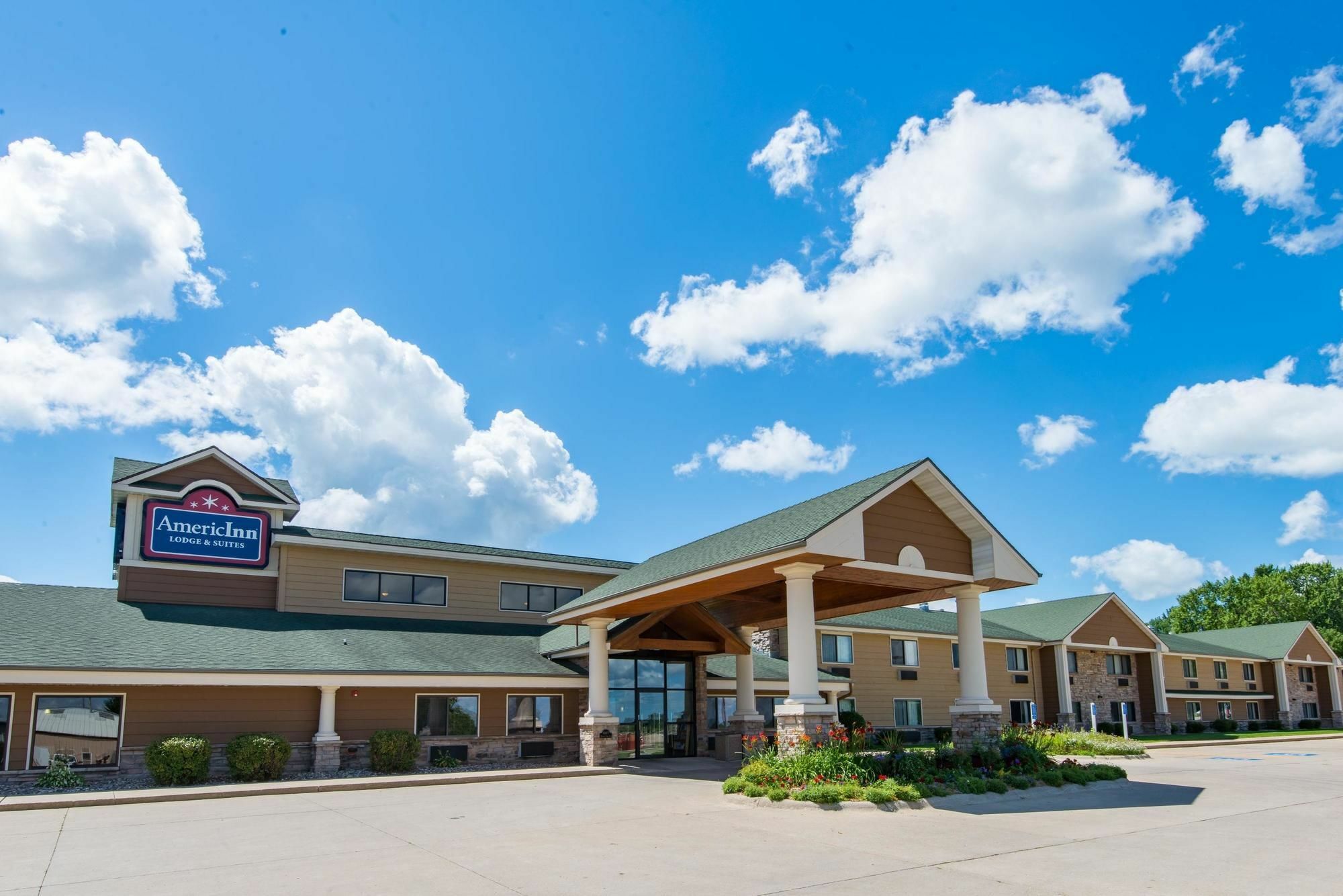 Americinn By Wyndham Okoboji Extérieur photo